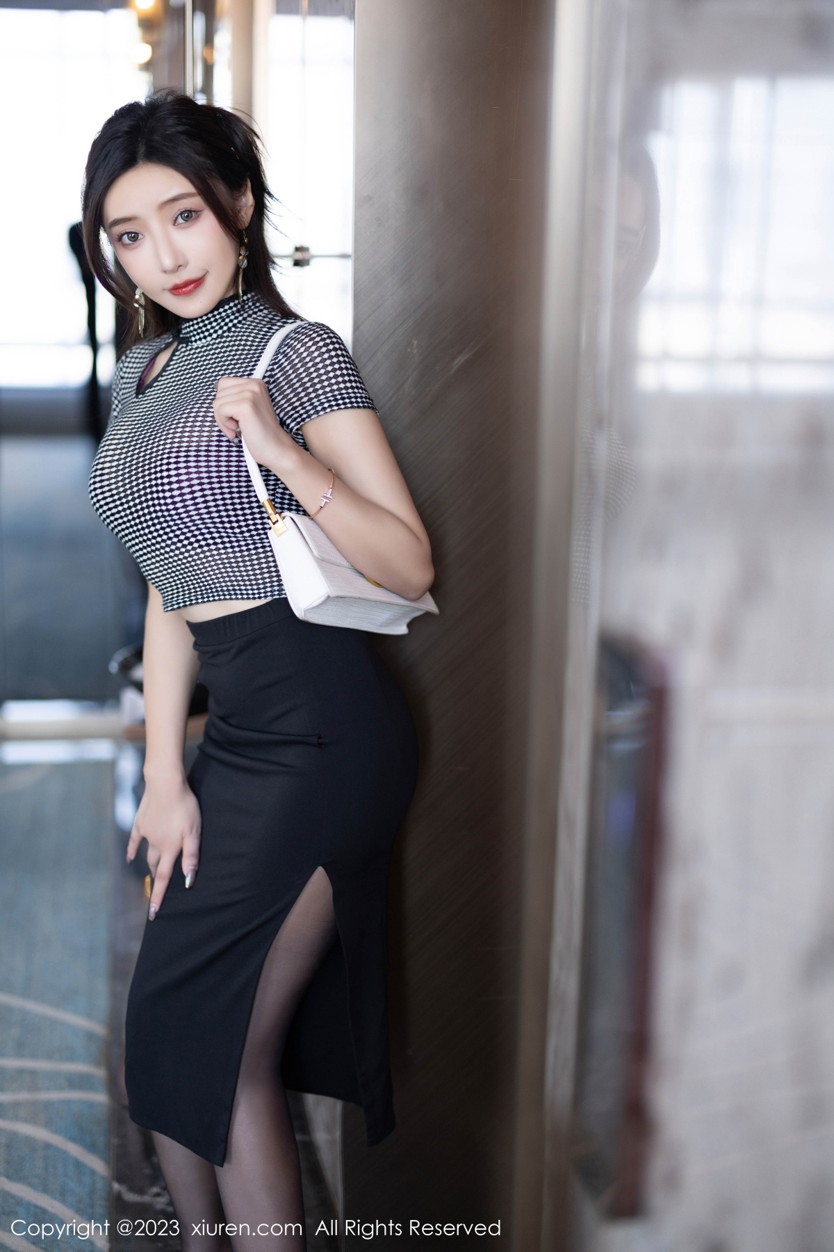 秀人 [XIUREN] 2023.11.22 王馨瑶yanni 秀人套图 第3张