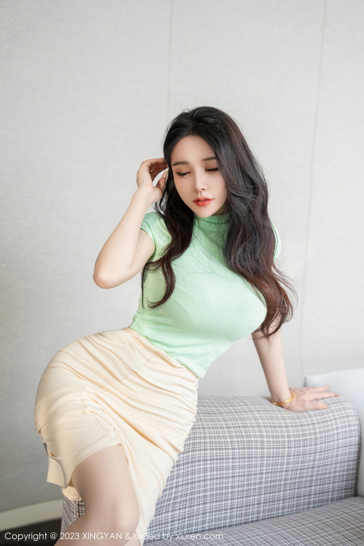 星颜社 [XINGYAN] 2023.11.16 VOL.215 潘娇娇 秀人套图 第5张