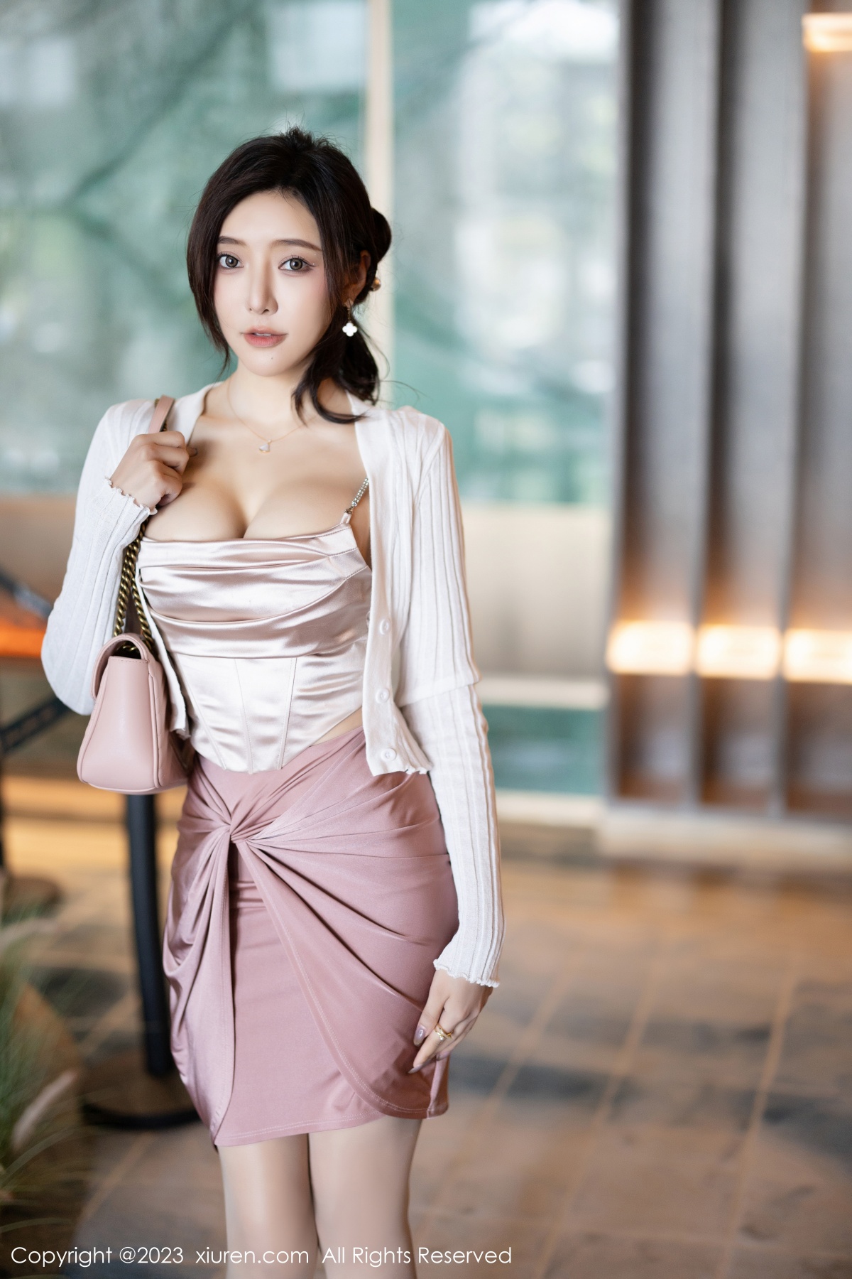 秀人 [XIUREN] 2023.11.09 王馨瑶yanni 秀人套图 第2张