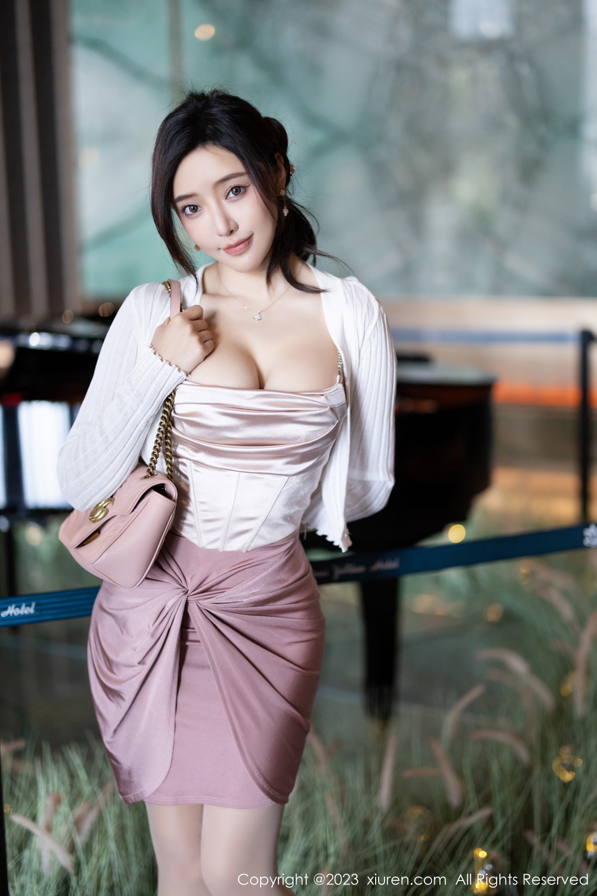 秀人 [XIUREN] 2023.11.09 王馨瑶yanni 秀人套图 第3张
