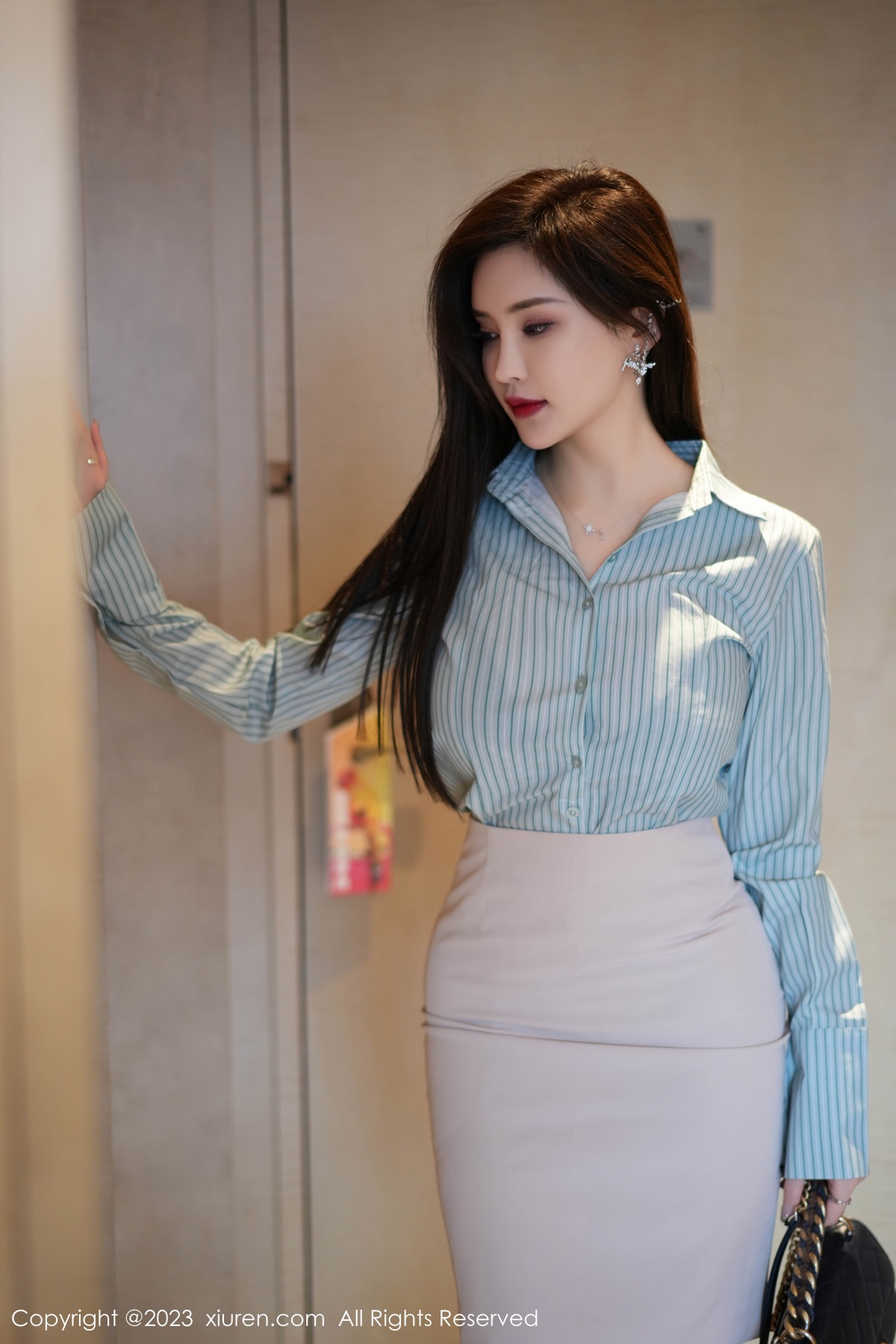 秀人 [XIUREN] 2023.10.17 Carol周妍希 秀人套图 第2张