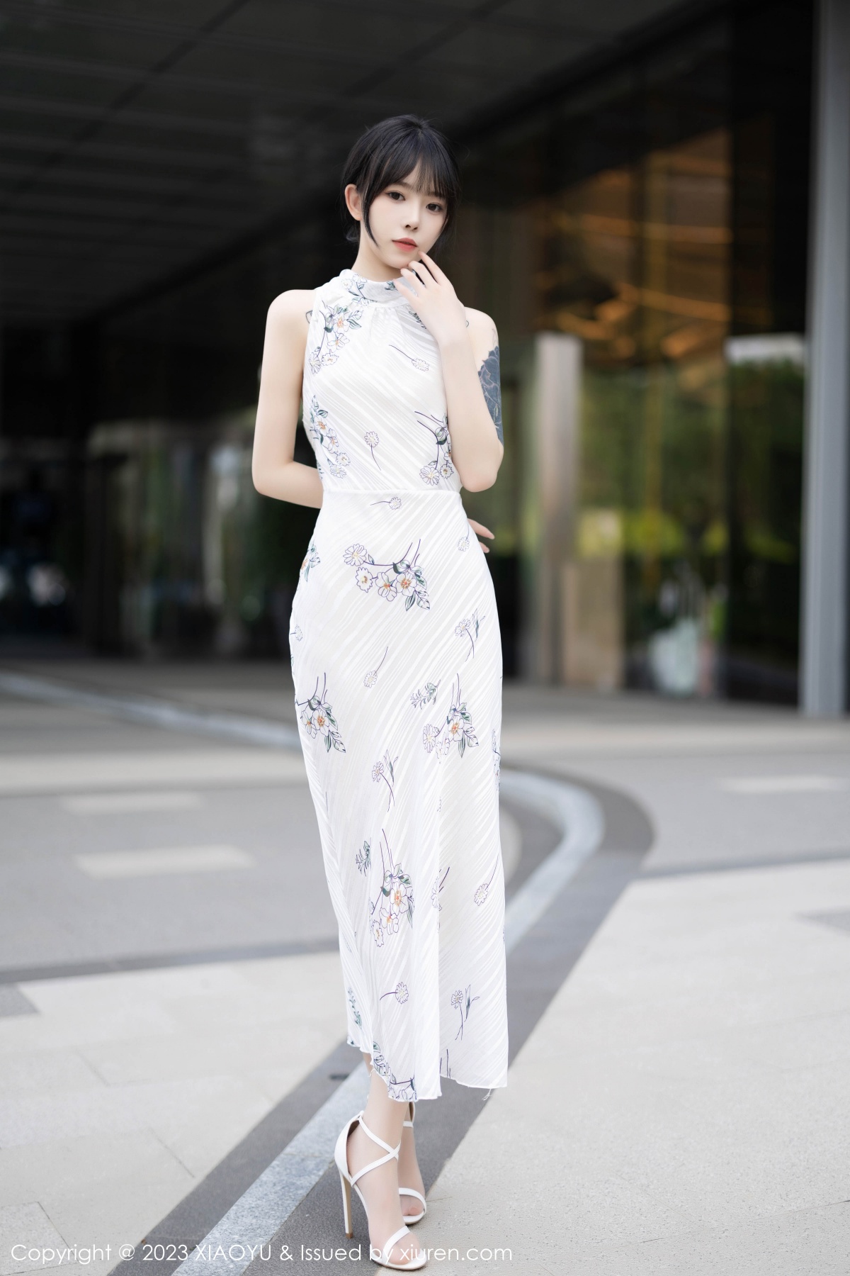 语画界 [XIAOYU] 2023.09.25 VOL.1118 奶瓶. 秀人套图 第3张