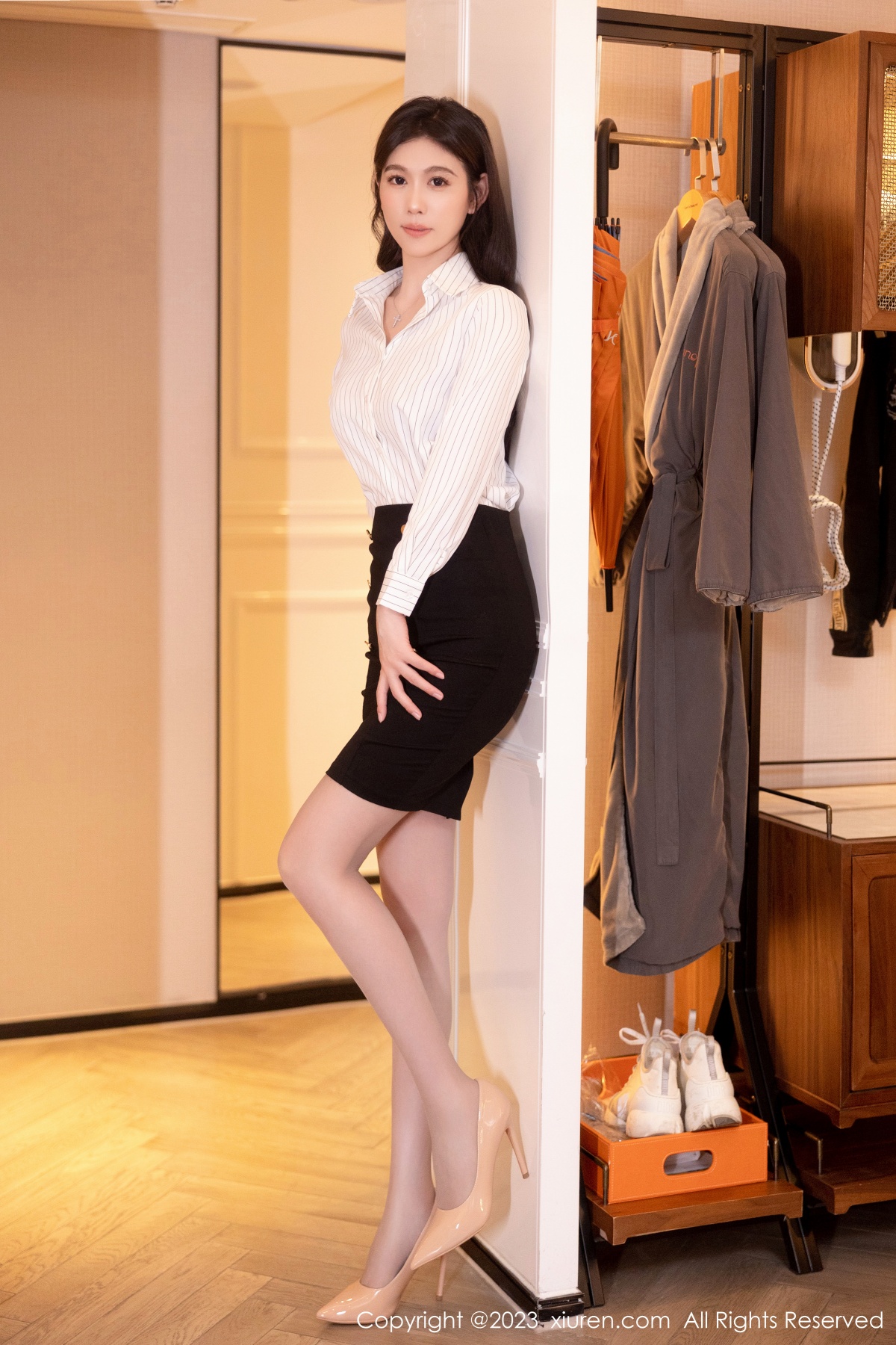 秀人 [XIUREN] 2023.09.05 李雅柔182CM 秀人套图 第4张