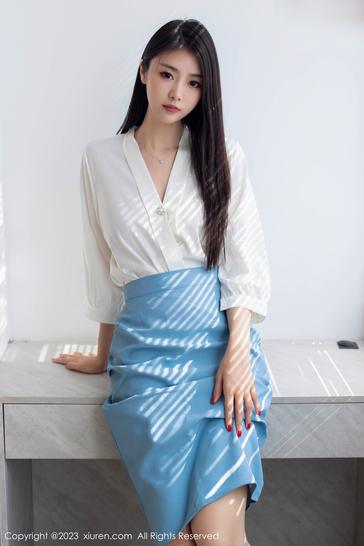 秀人 [XIUREN] 2023.08.31 可樂Vicky 秀人套图 第2张