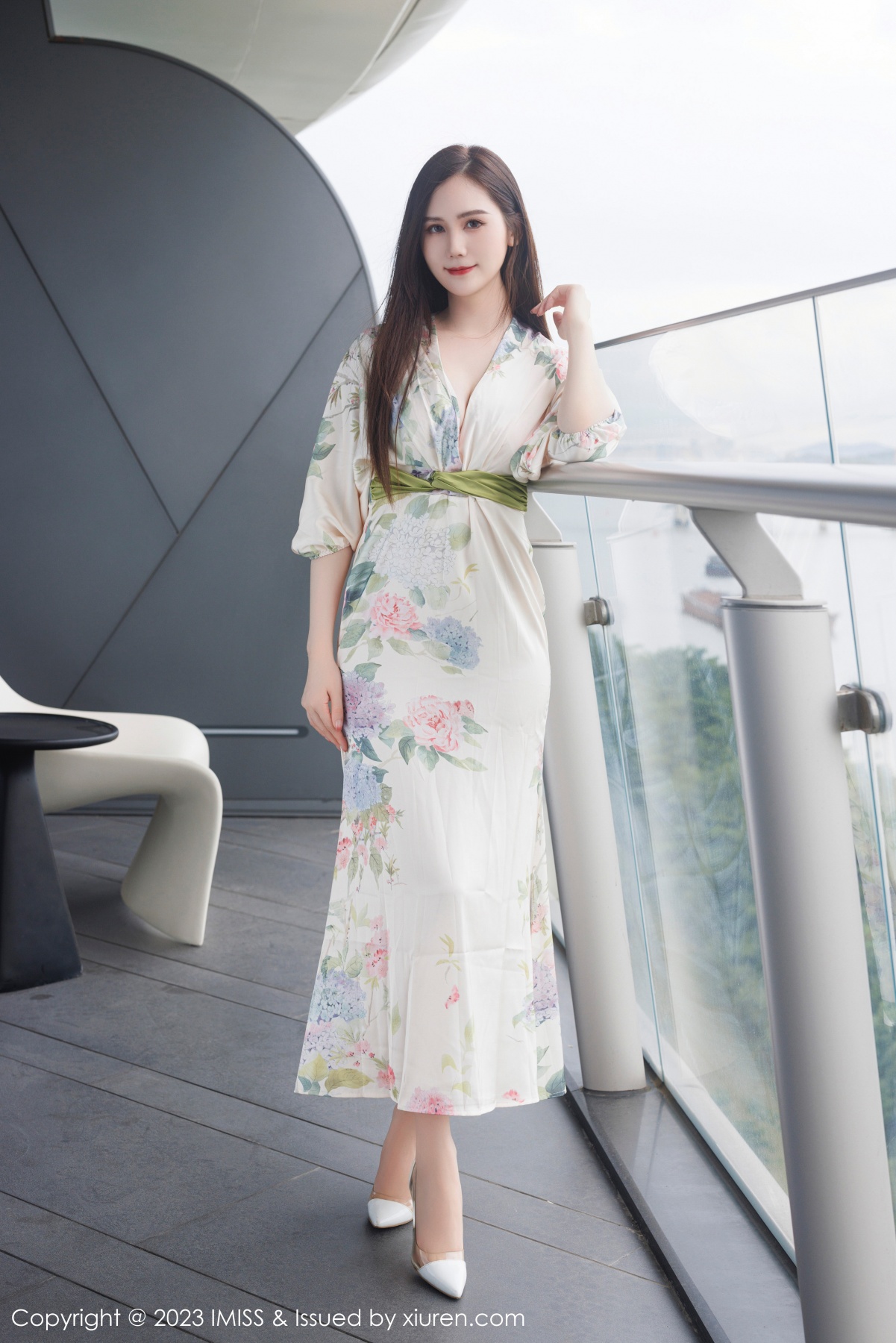 爱蜜社 [IMISS] 2023.08.28 VOL.745 SISY思 秀人套图 第3张