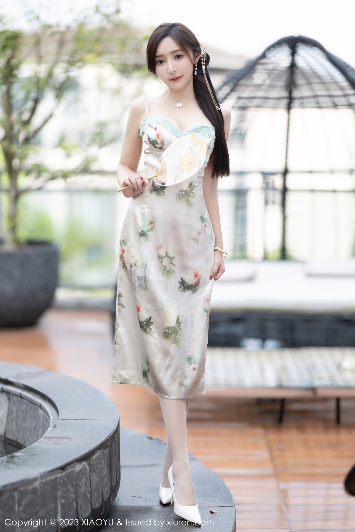 语画界 [XIAOYU] 2023.08.22 VOL.1097 王馨瑶yanni 秀人套图 第2张