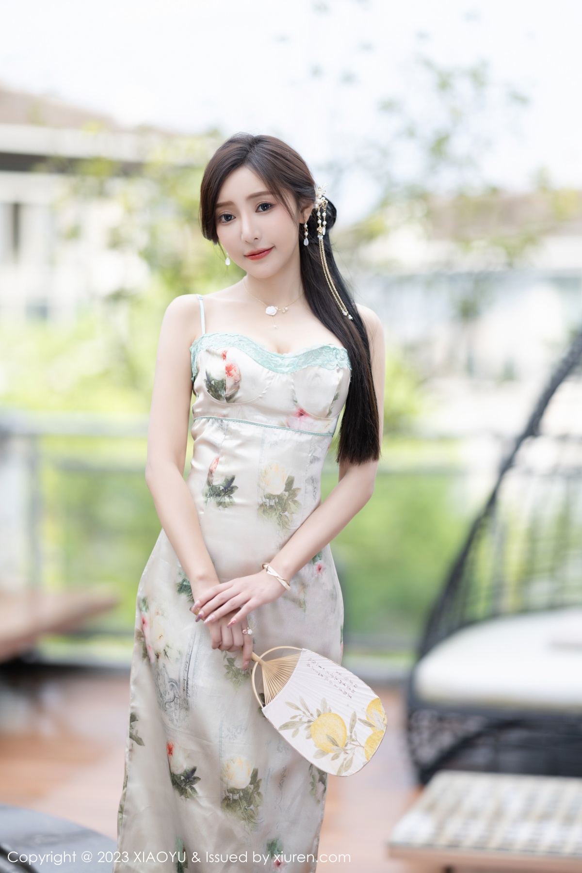 语画界 [XIAOYU] 2023.08.22 VOL.1097 王馨瑶yanni 秀人套图 第3张