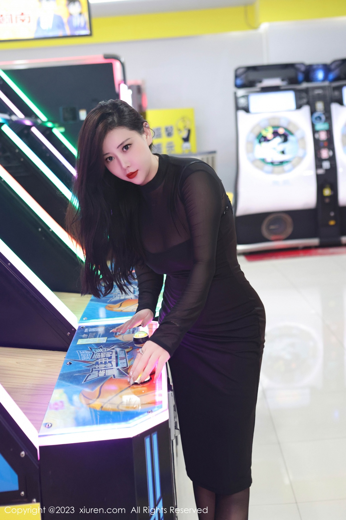 秀人 [XIUREN] 2023.08.14 王婉悠Queen 秀人套图 第3张