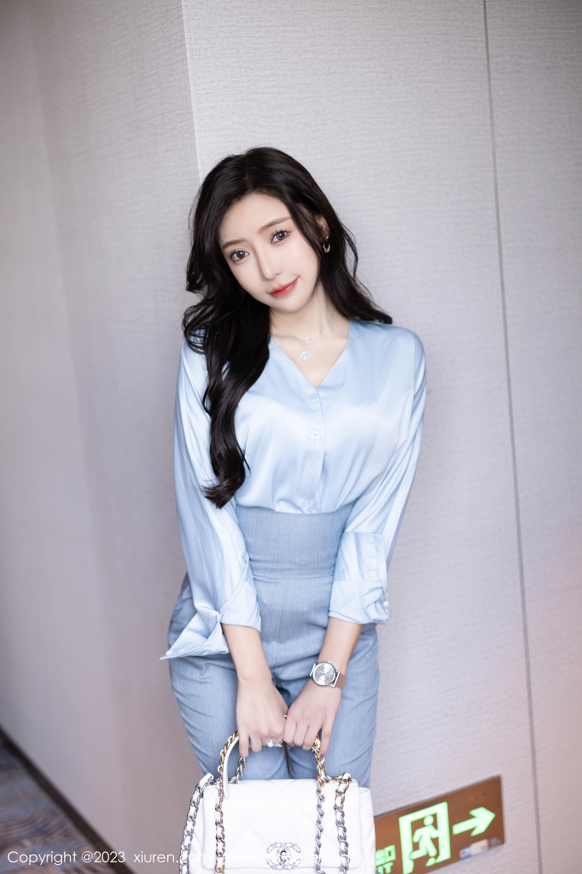 秀人 [XIUREN] 2023.07.21 王馨瑶yanni 秀人套图 第4张