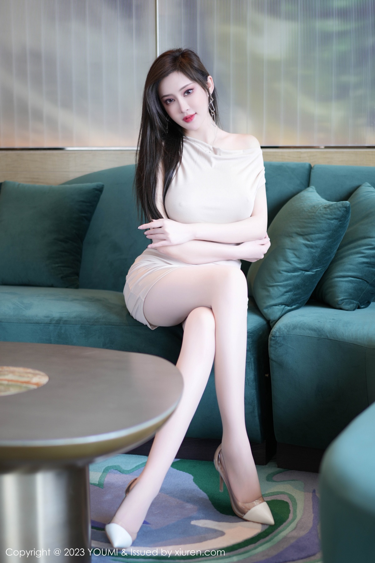 尤蜜荟 [YOUMI] 2023.06.29 VOL.957 Carol周妍希 秀人套图 第3张