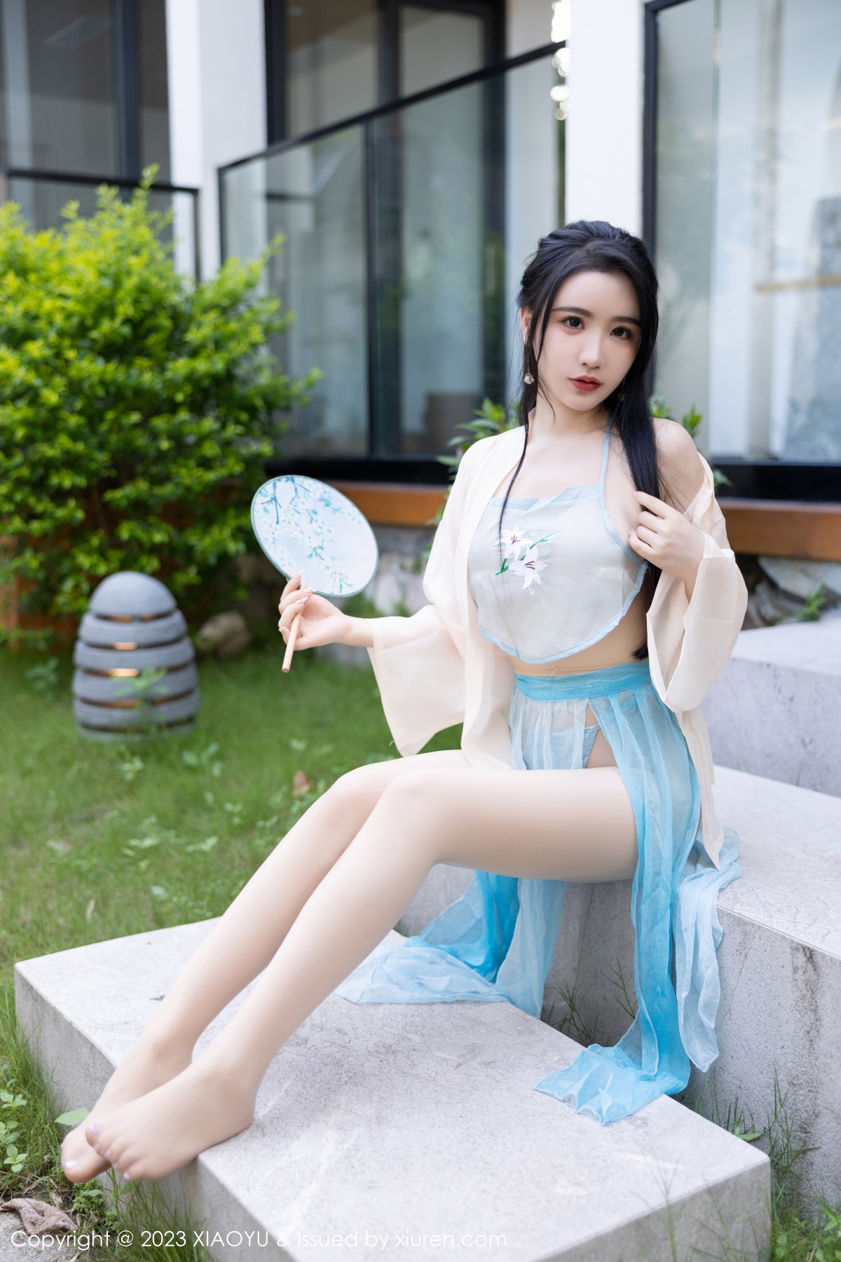 语画界 [XIAOYU] 2023.06.27 VOL.1057 Cherry樱桃酱 秀人套图 第3张