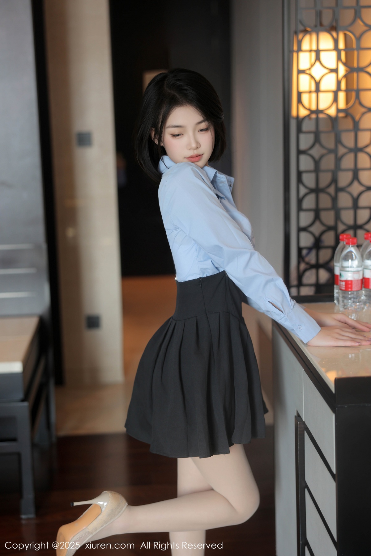 秀人 [XIUREN] 2025.03.07 汐子 秀人套图 第4张
