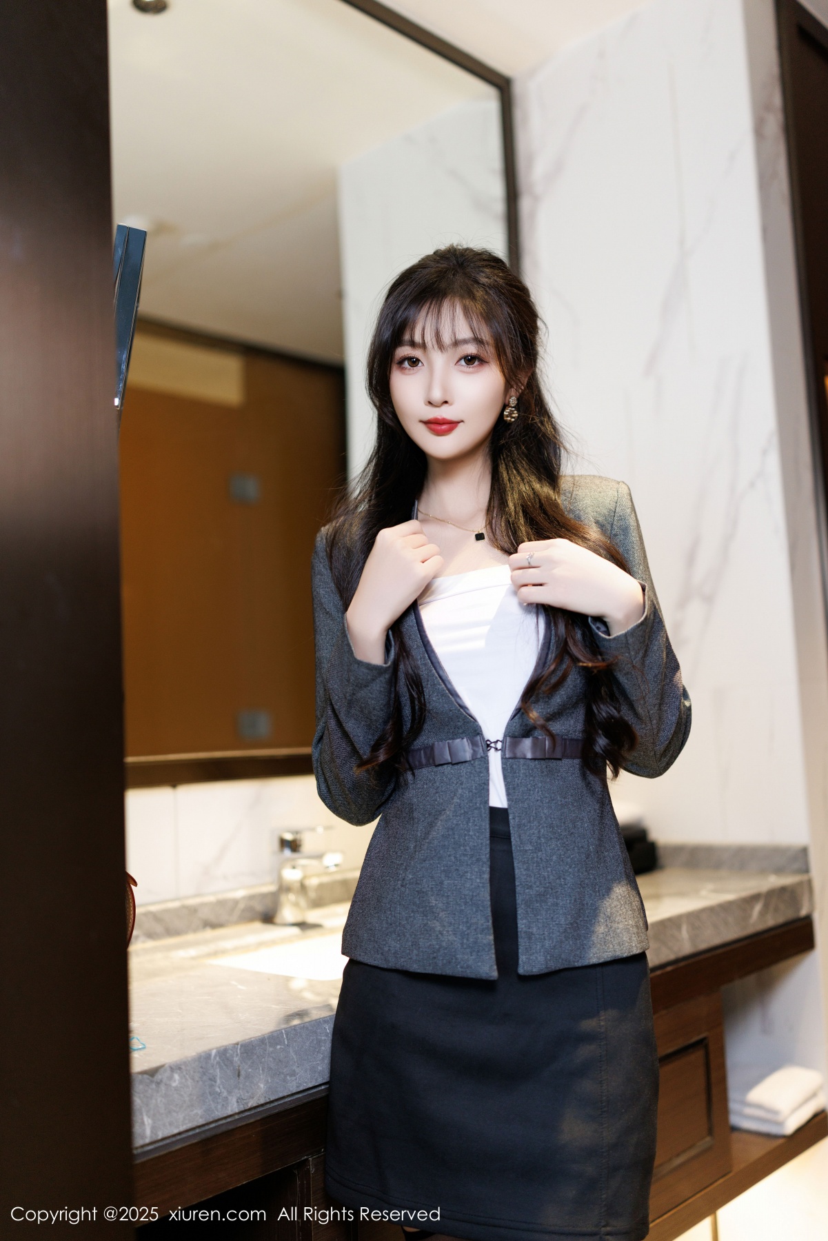 秀人 [XIUREN] 2025.03.03 樱桃小阑子 秀人套图 第4张