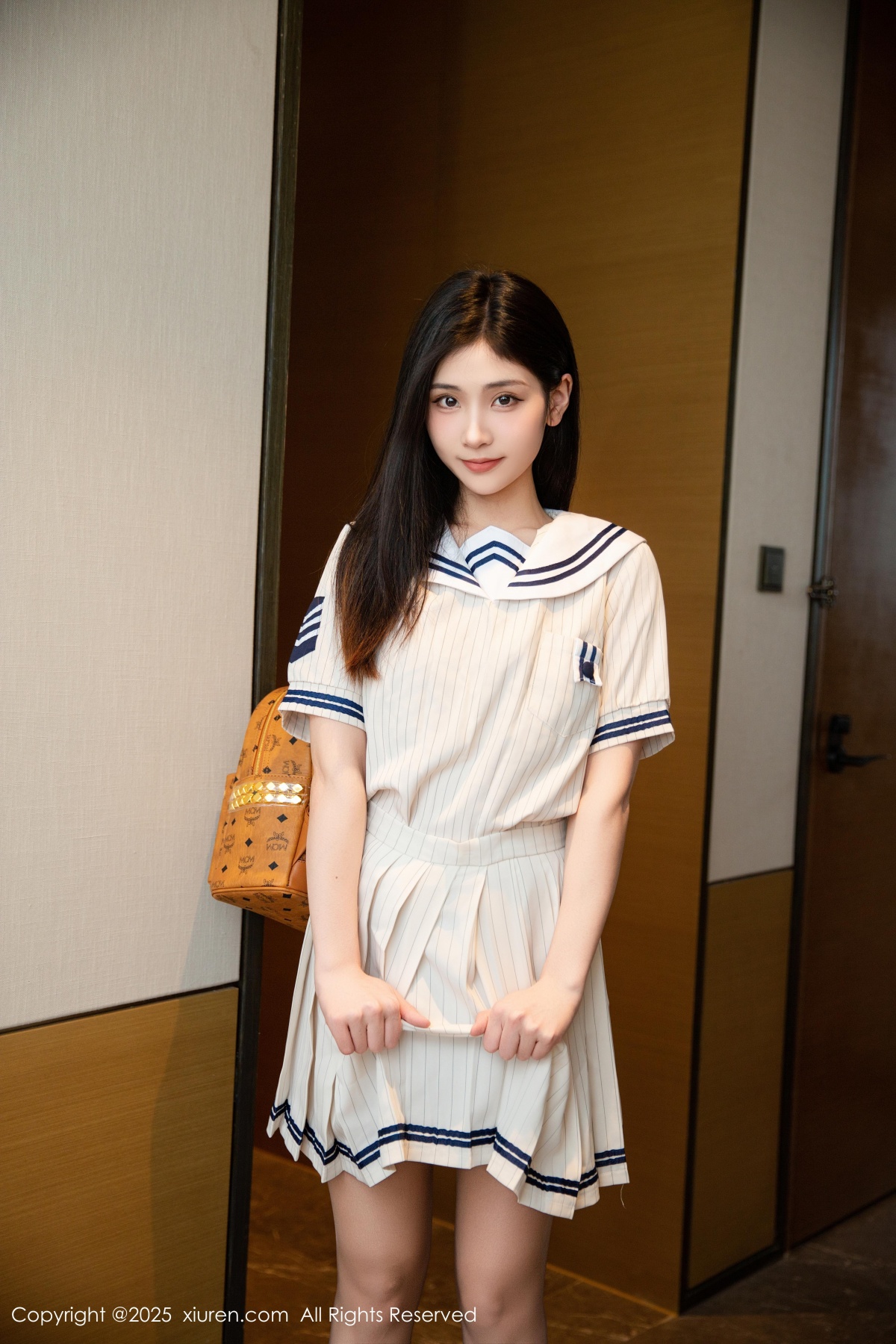 秀人 [XIUREN] 2025.02.27 刘婷婷 秀人套图 第4张