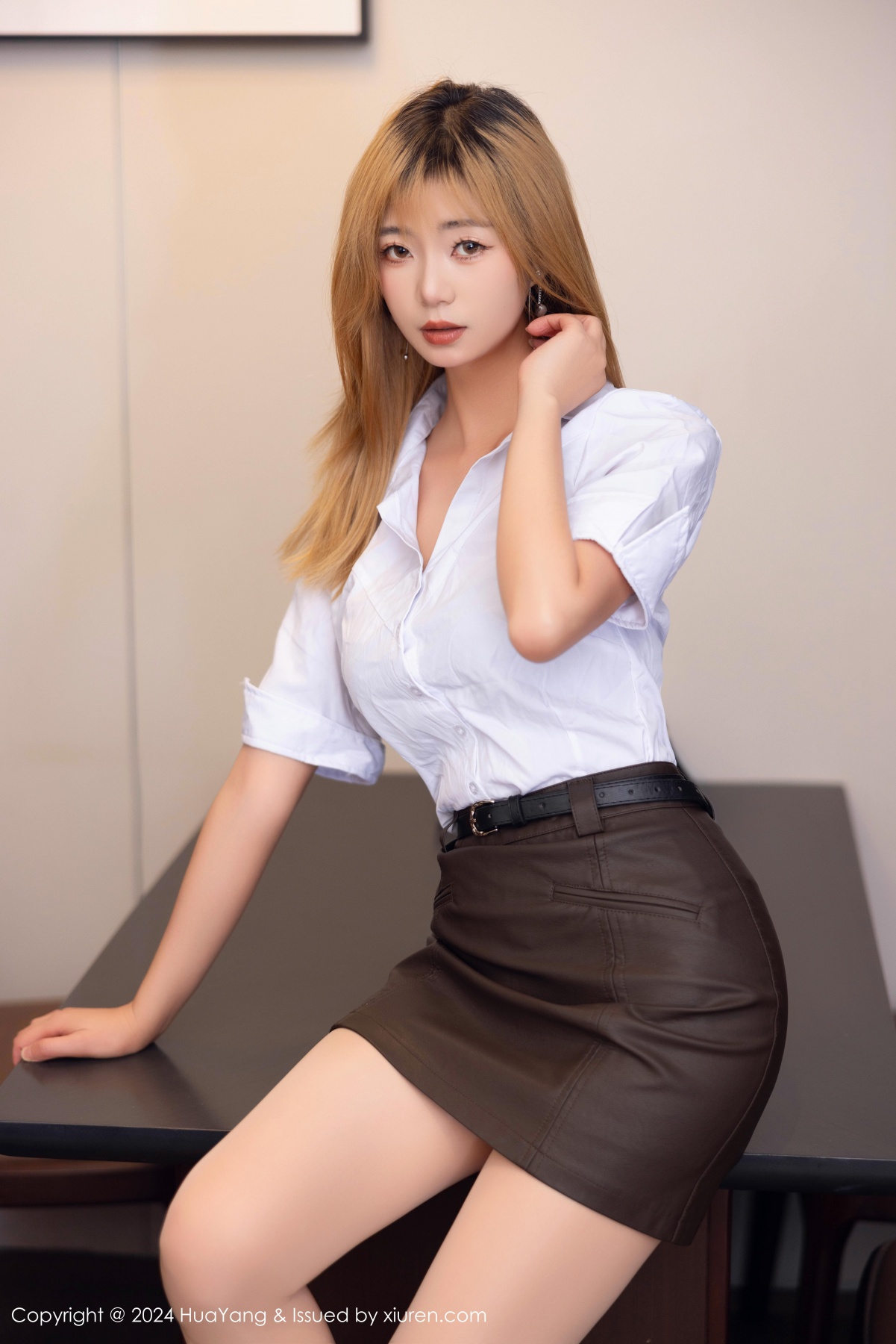 花漾show 宋-KiKi [HuaYang] 2024.12.19 VOL.625 宋-kiki 秀人套图 第4张