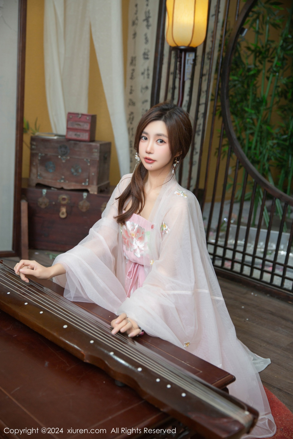 秀人 [XIUREN] 2024.11.20 绮里嘉ula 秀人套图 第2张