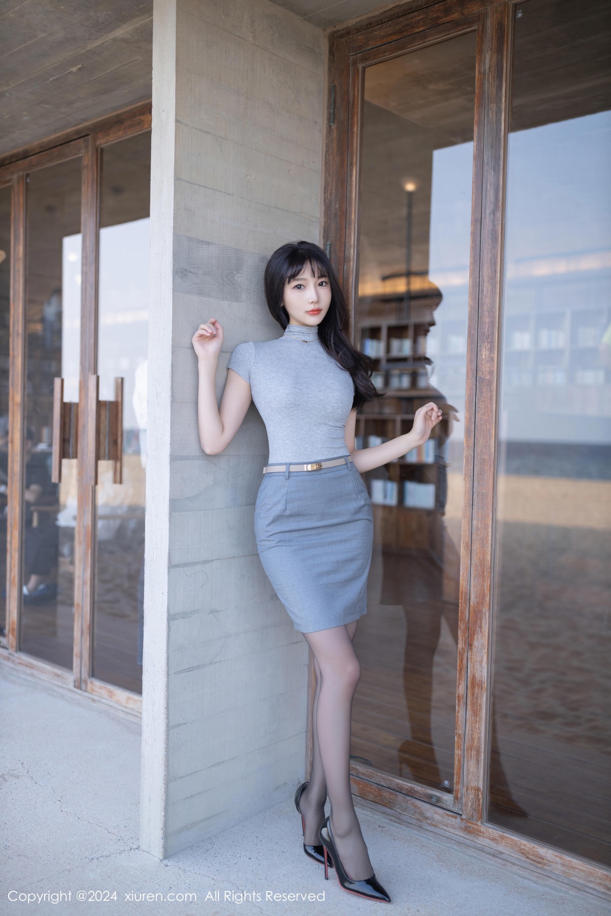 秀人 [XIUREN] 2024.11.14 陆萱萱 秀人套图 第5张