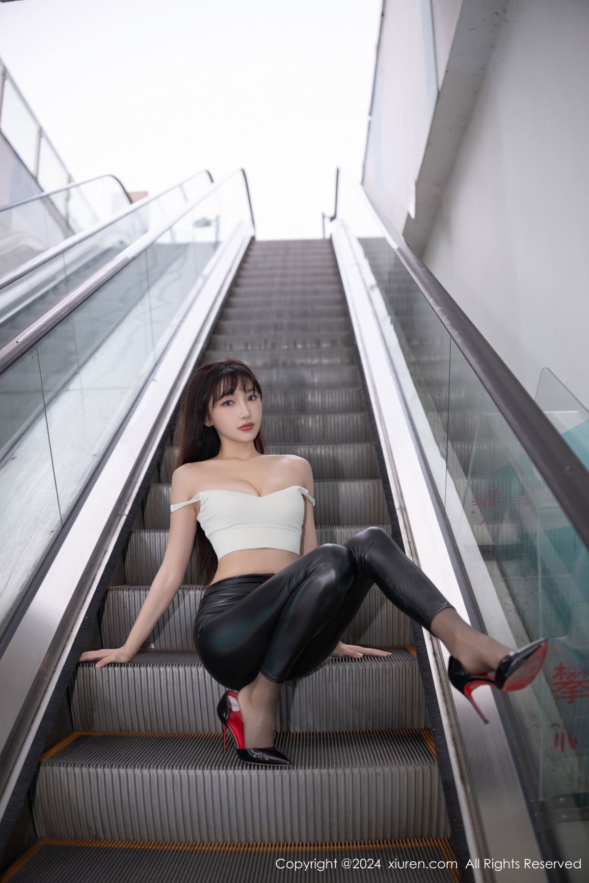 秀人 [XIUREN] 2024.10.31 陆萱萱 秀人套图 第5张