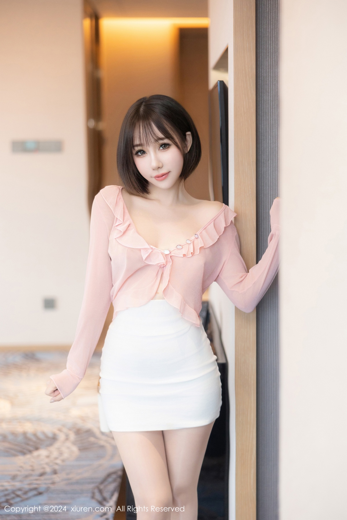 秀人 [XIUREN] 2024.10.12 波巧酱 秀人套图 第2张