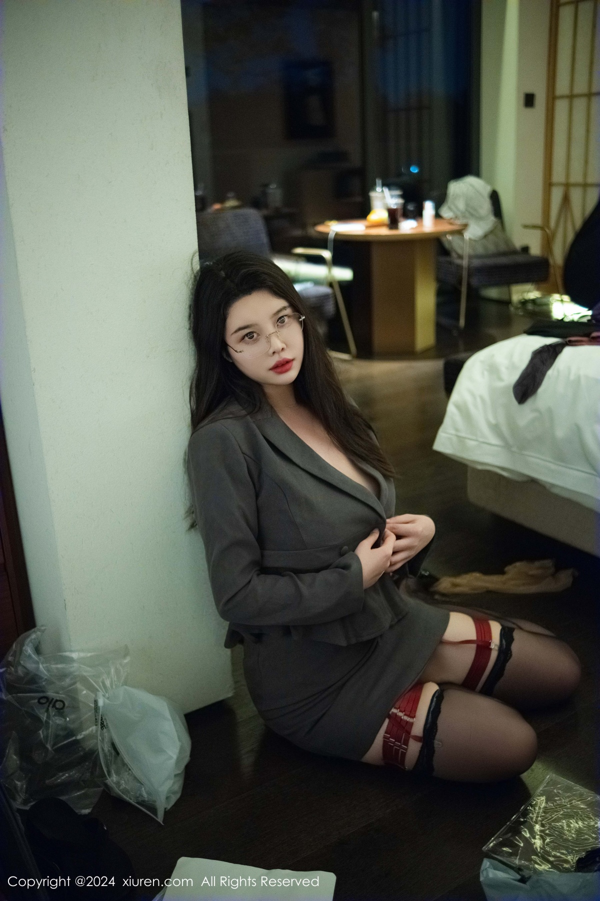 秀人 [XIUREN] 2024.10.15 樱桃小犊子 秀人套图 第4张