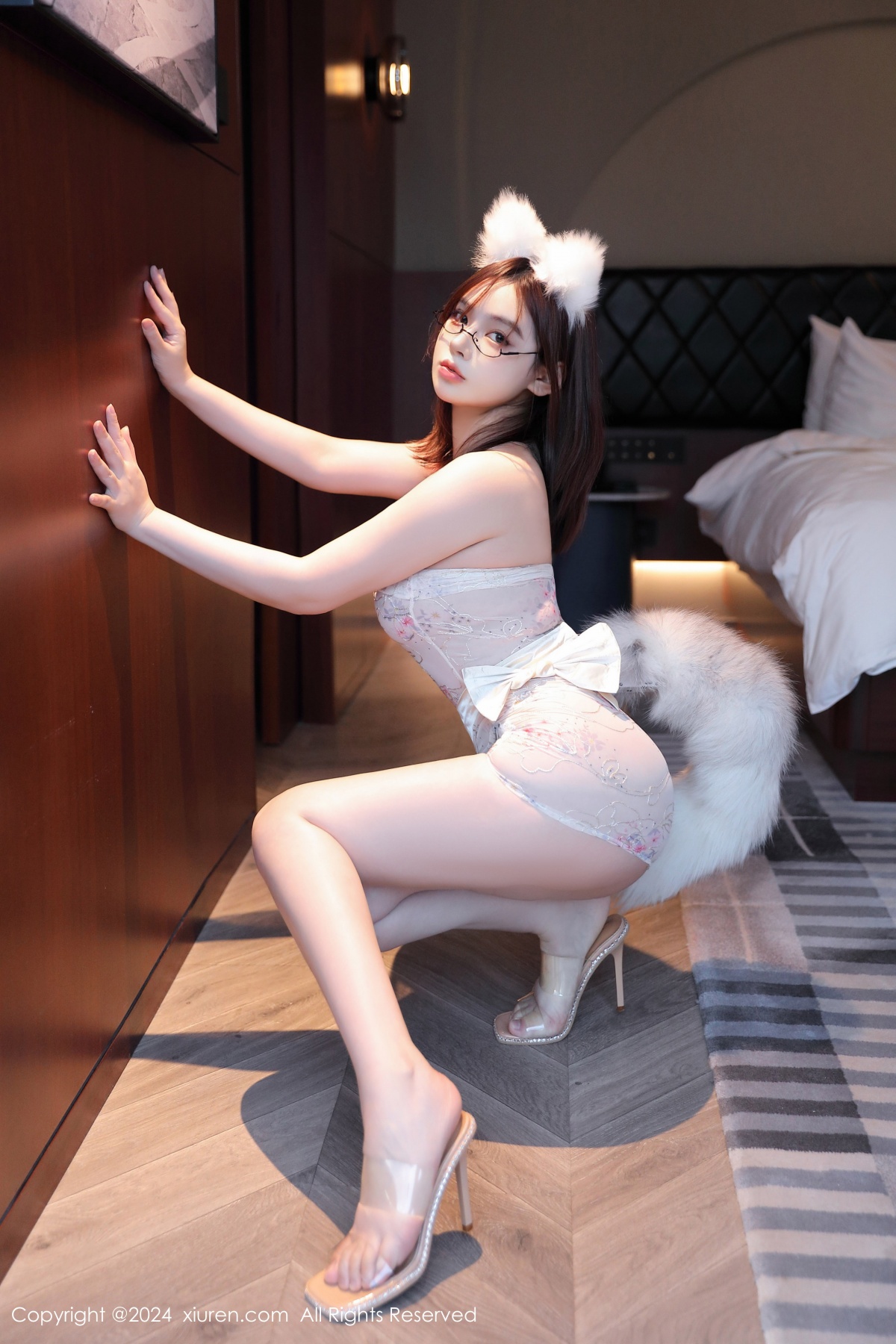 秀人 [XIUREN] 2024.10.11 麻布学妹 秀人套图 第3张