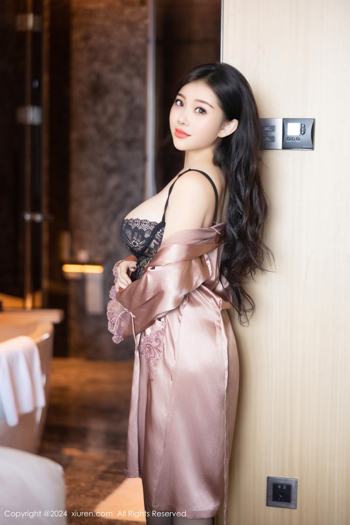 秀人 白洁Bessie [XIUREN] 2024.09.14 白洁bessie 秀人套图 第5张