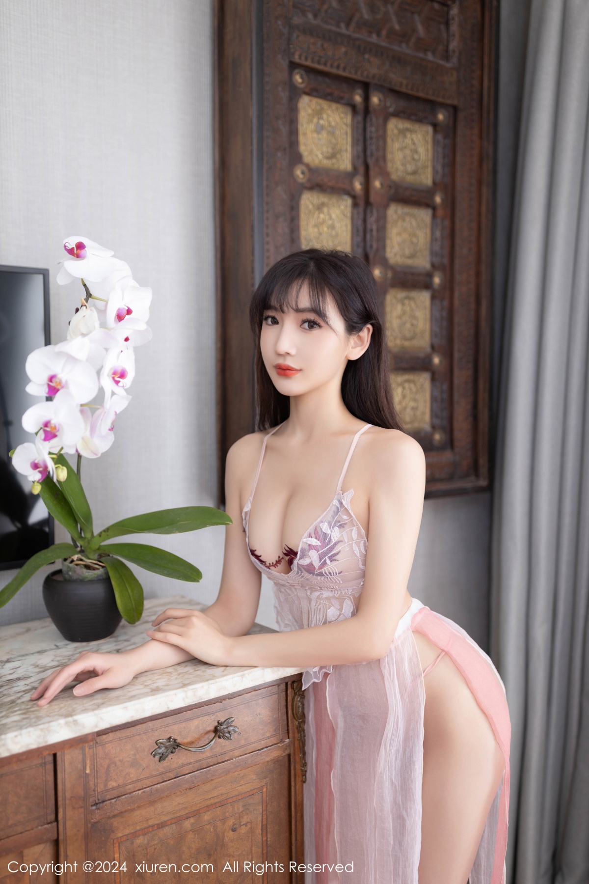 秀人 [XIUREN] 2024.08.01 陆萱萱 秀人套图 第4张