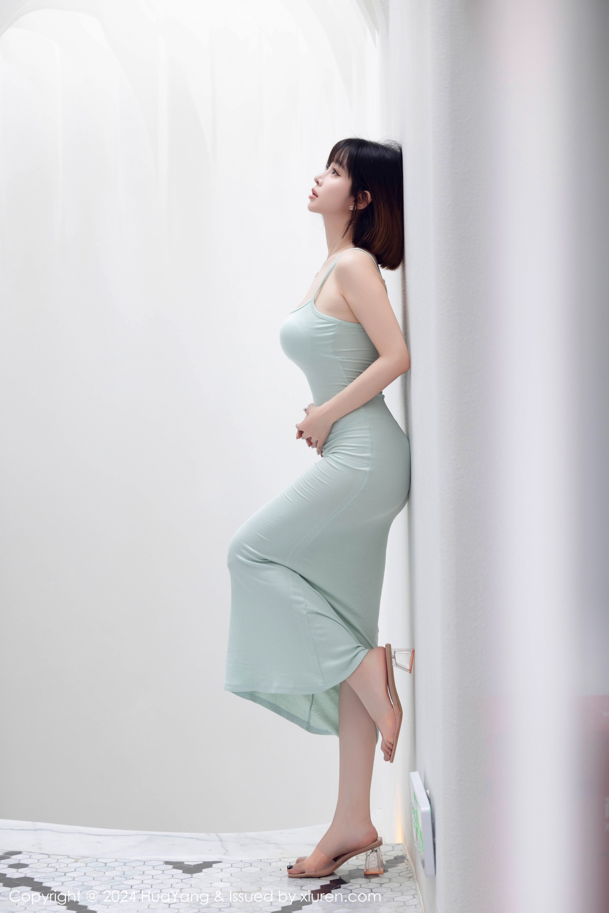 花漾show [HuaYang] 2024.06.28 VOL.586 王雨纯 秀人套图 第4张