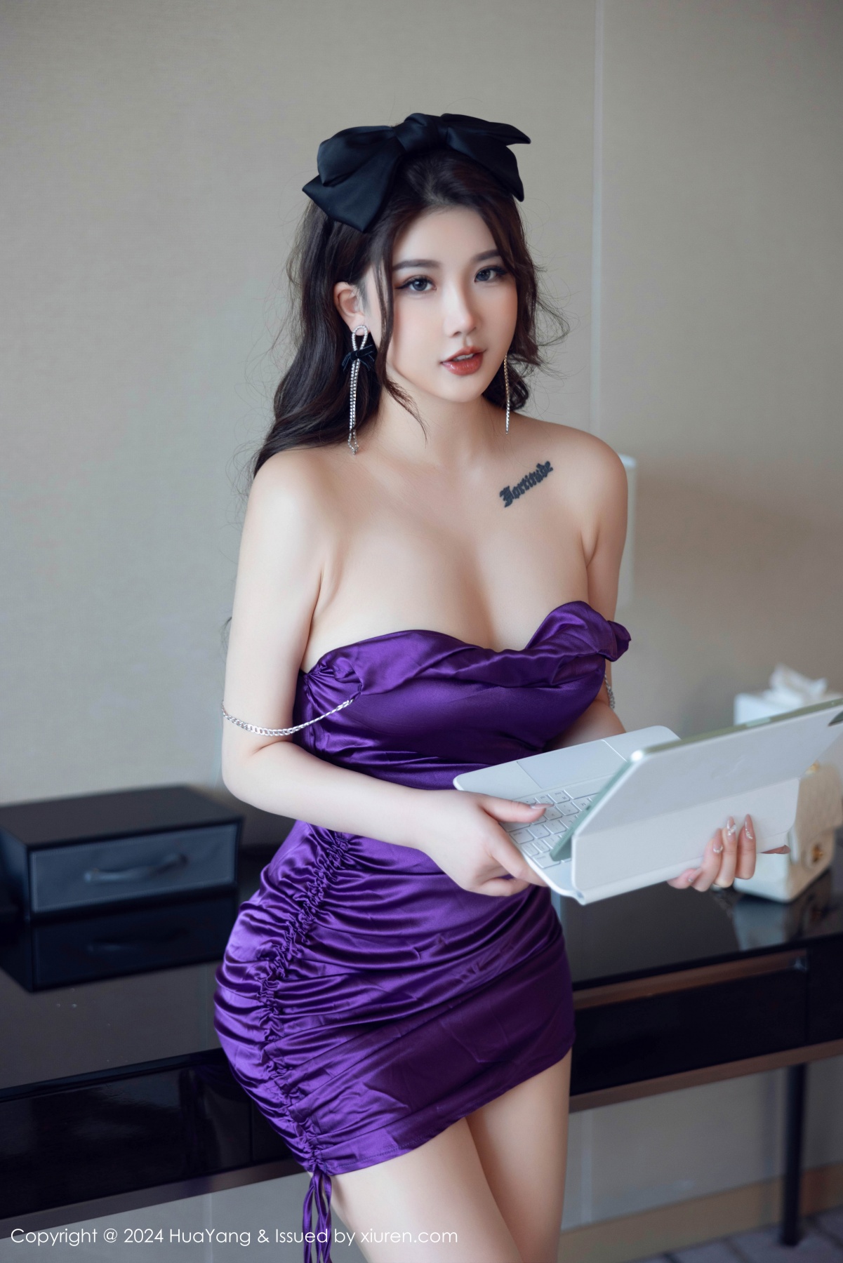 花漾show [HuaYang] 2024.05.16 VOL.581 小海臀Rena 秀人套图 第4张