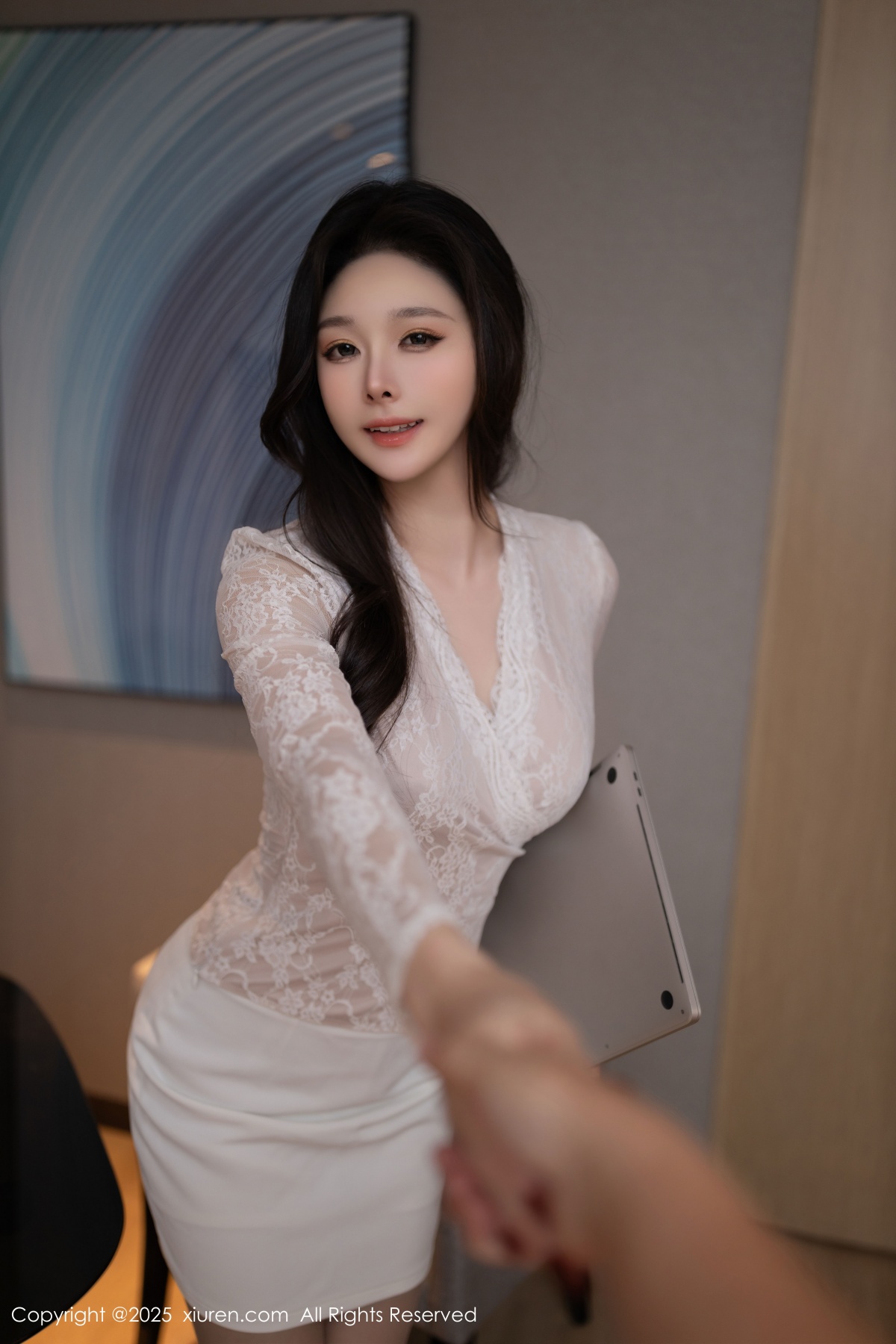 秀人 [XIUREN] 2025.04.11 小逗逗 秀人套图 第4张