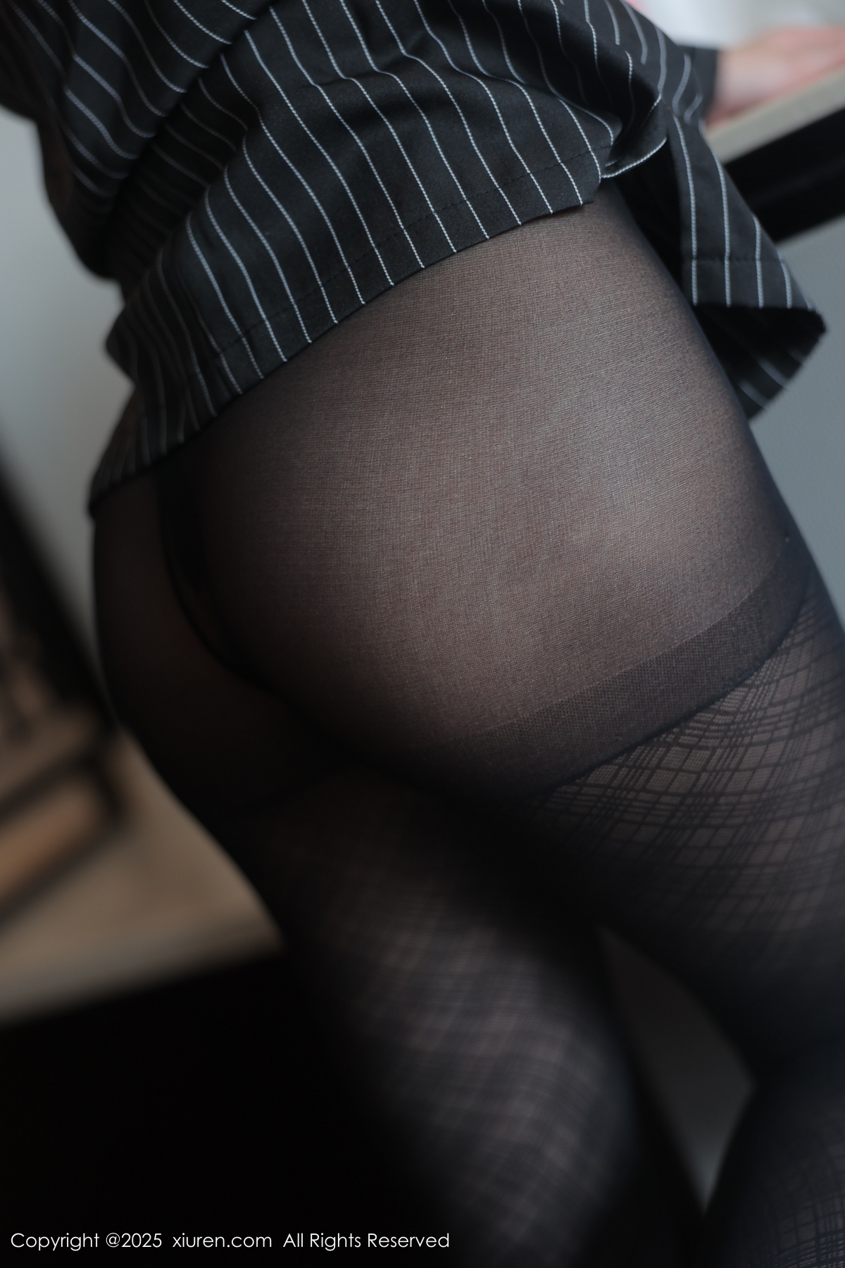 秀人 [XIUREN] 2025.03.27 汐子 秀人套图 第3张