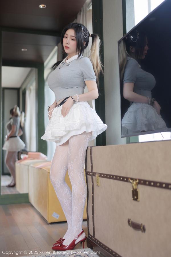 秀人 [XIUREN] 2025.05.27 诺诺Hsu 秀人套图 第4张
